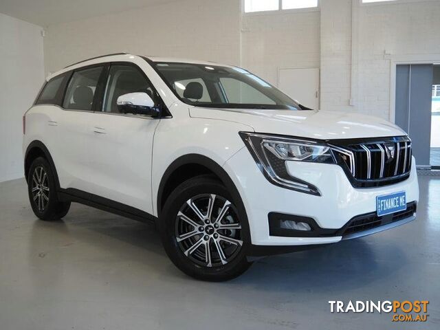 2025 MAHINDRA XUV700 AX7L SUV - photo 3 of 44