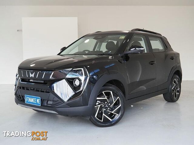 2025 MAHINDRA XUV3XO AX7L SUV