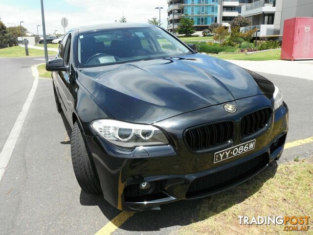 2010 BMW 528i null  Sedan