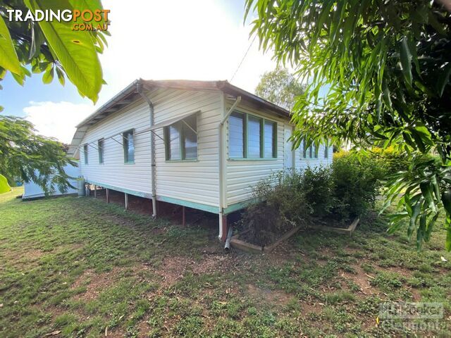 22 Beatty Street CLERMONT QLD 4721