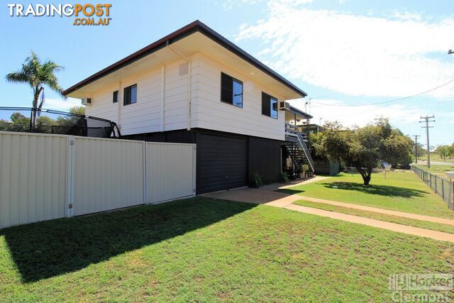 8 Mimosa Street CLERMONT QLD 4721