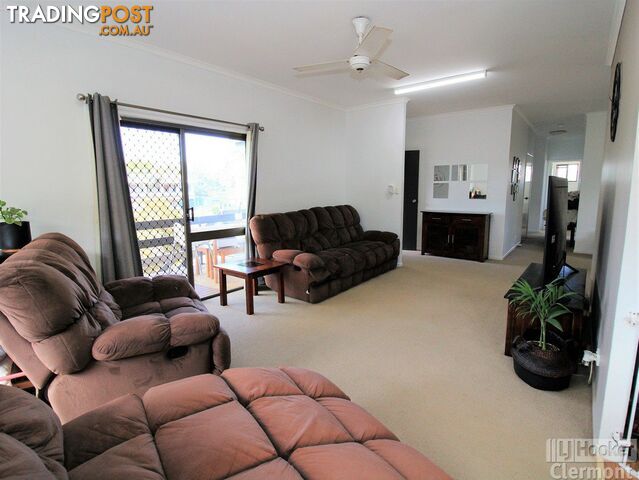 8 Mimosa Street CLERMONT QLD 4721