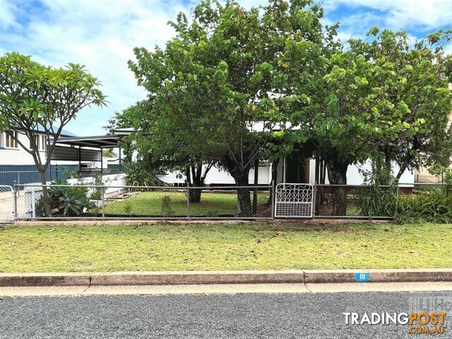 10 Kitchener Street CLERMONT QLD 4721