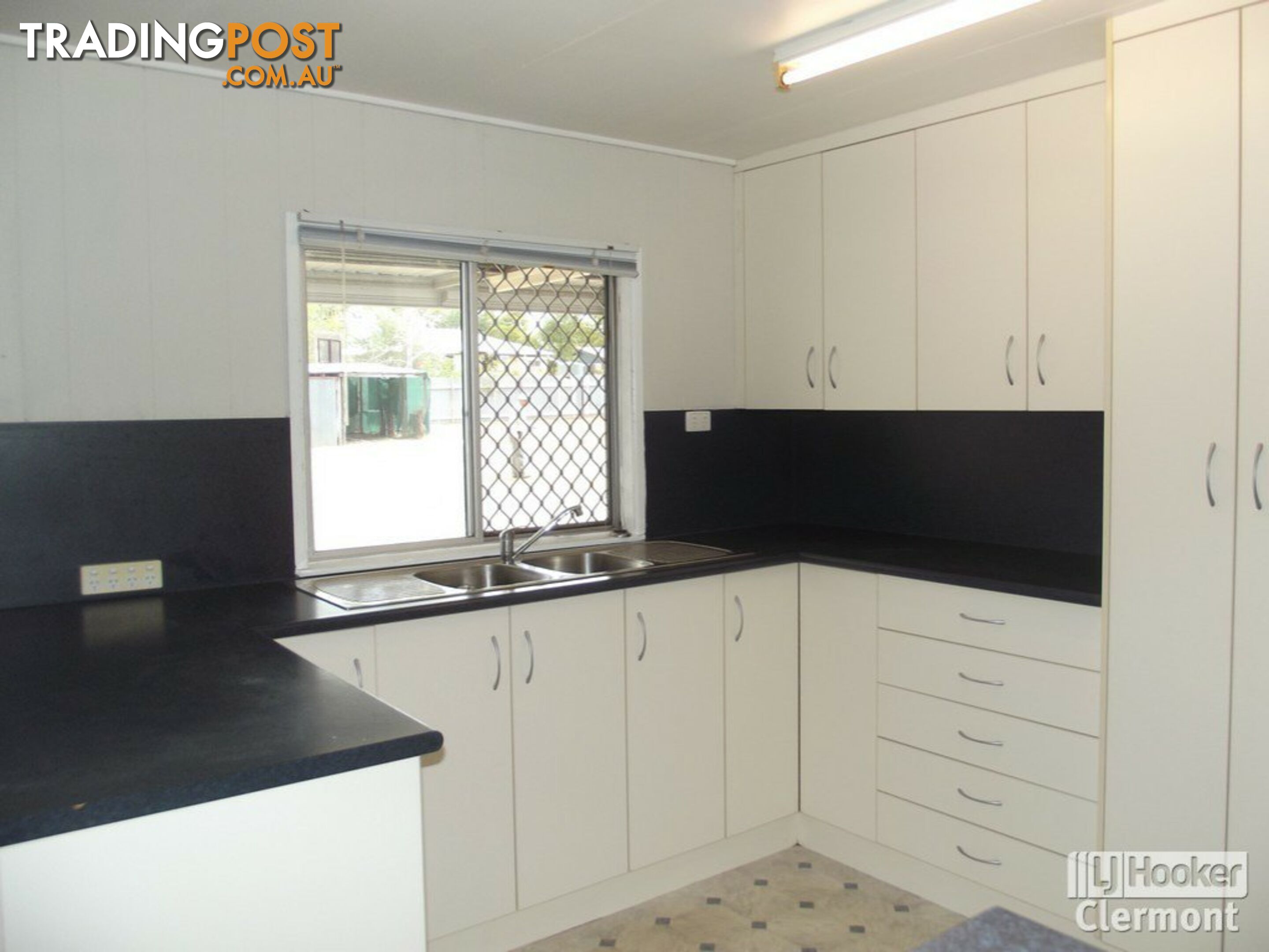 25 Lime Street CLERMONT QLD 4721