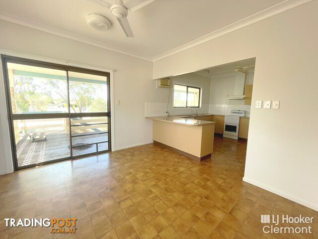 24 Douglass Street CLERMONT QLD 4721