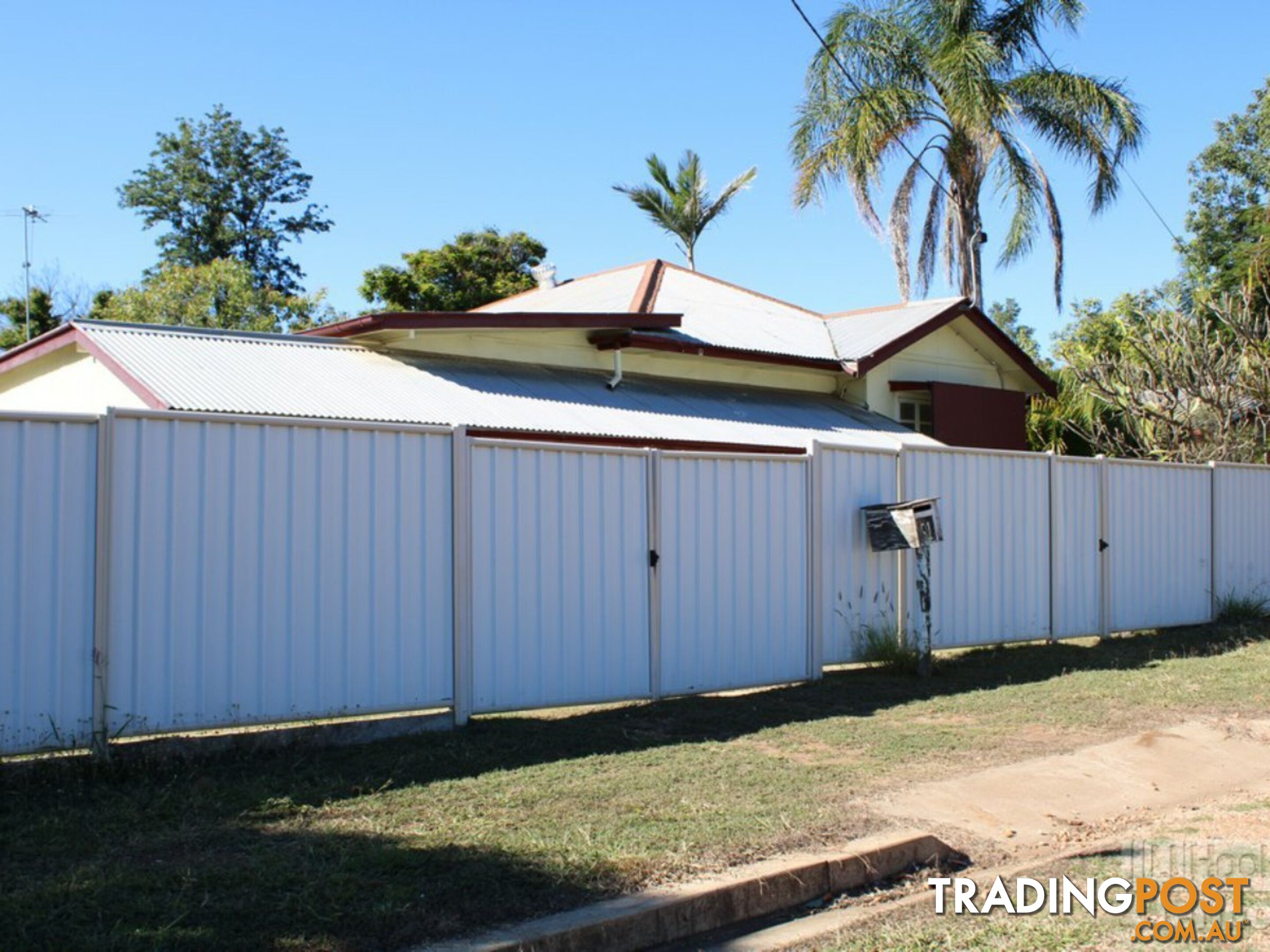 51 Tropic Street CLERMONT QLD 4721