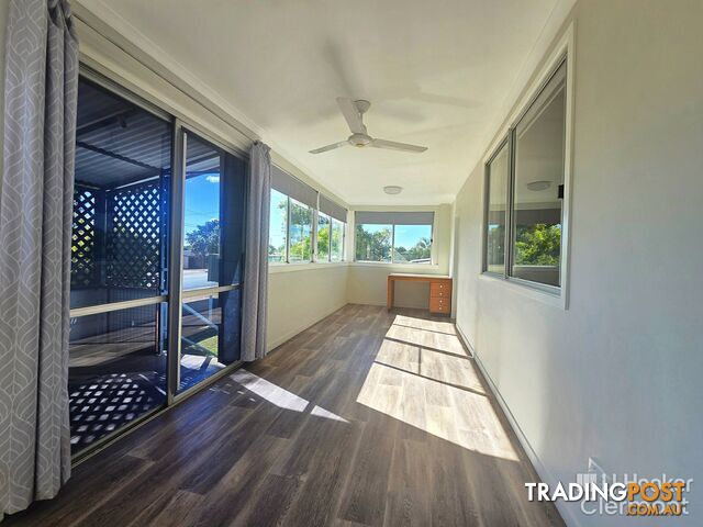 45 Jellicoe Street CLERMONT QLD 4721 - photo 4 of 20