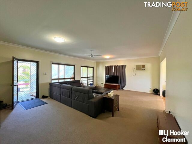 1 Carbine Court CLERMONT QLD 4721