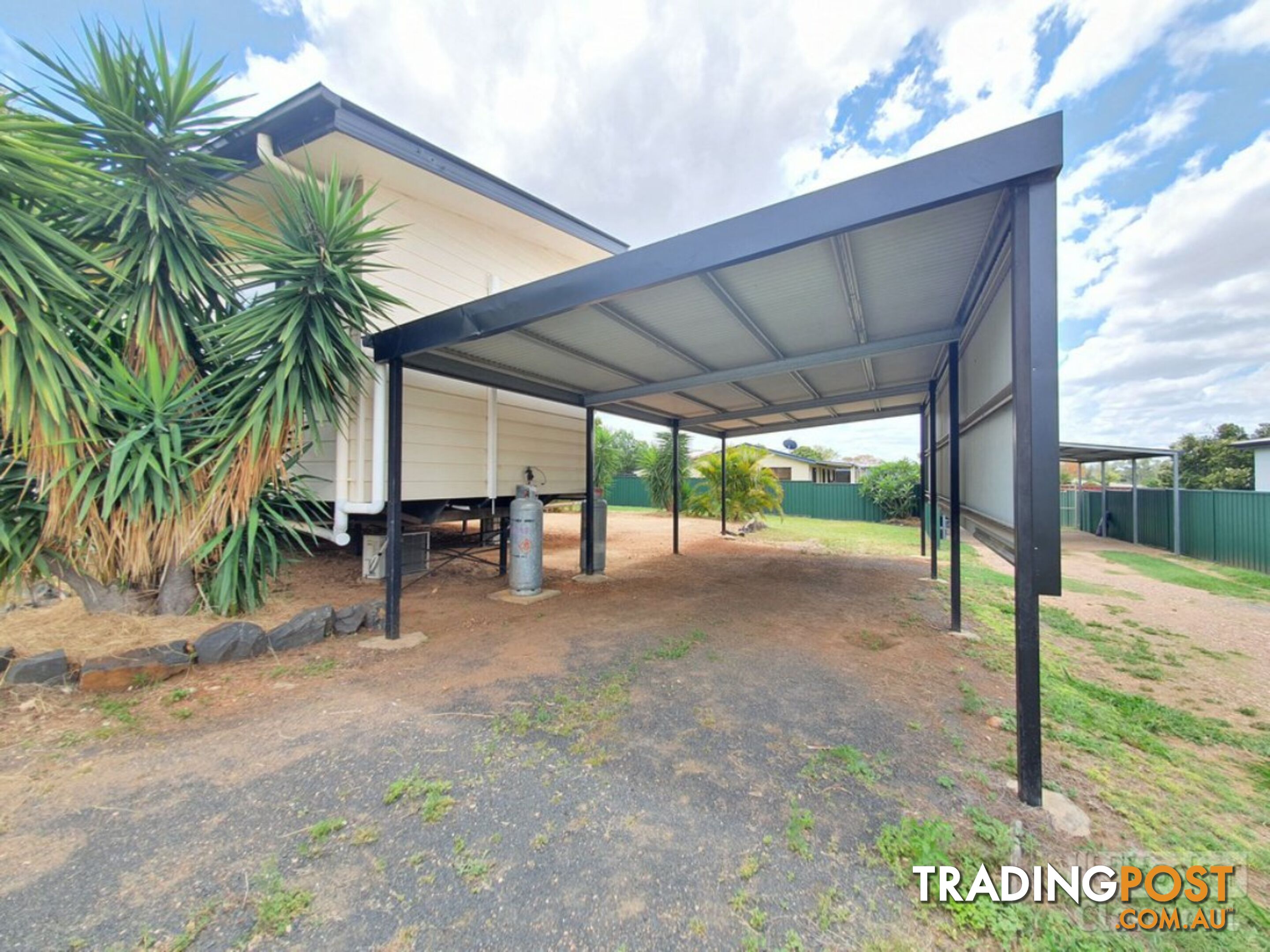 4 East Lane CLERMONT QLD 4721