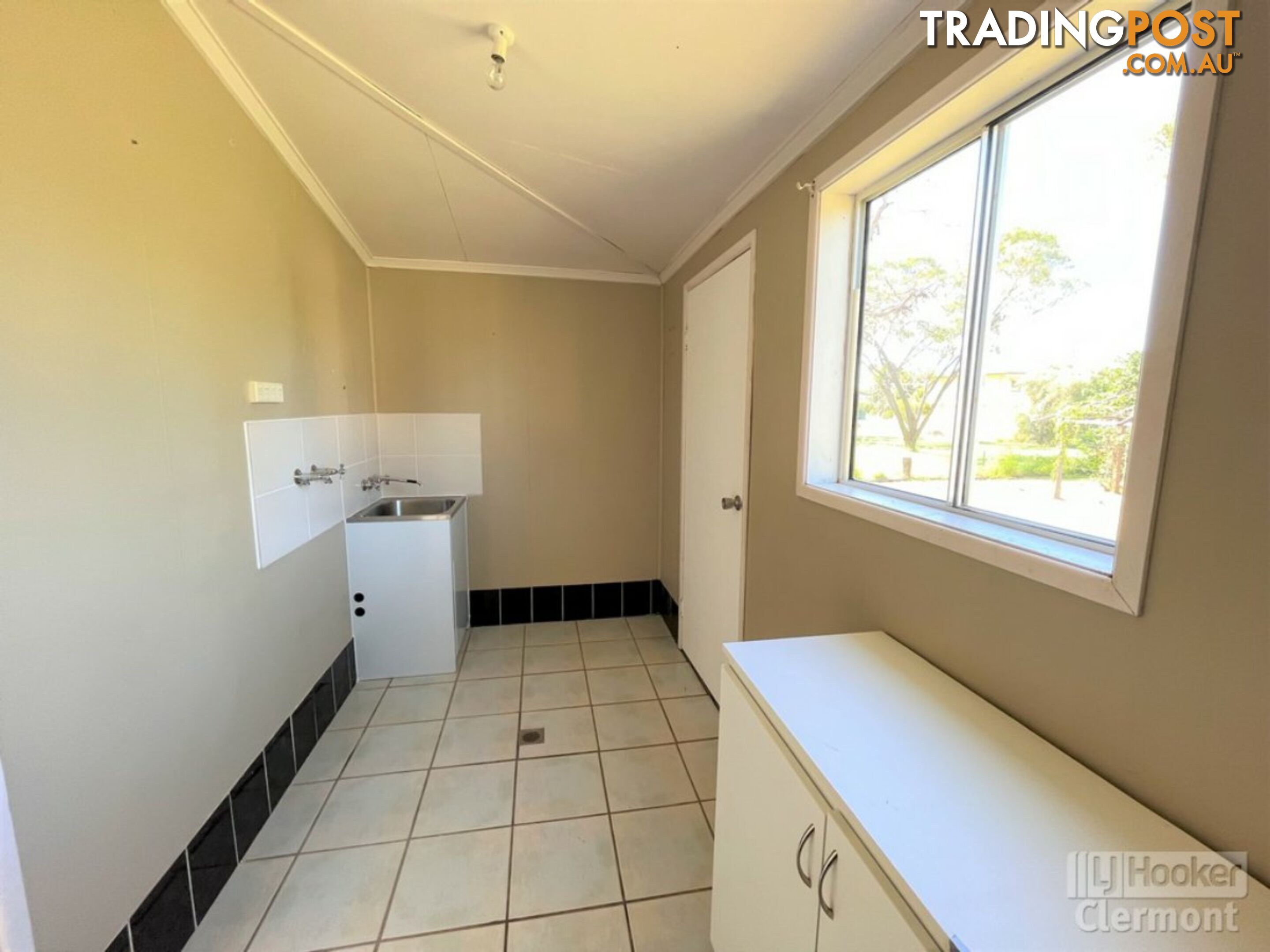 25 Mimosa Street CLERMONT QLD 4721