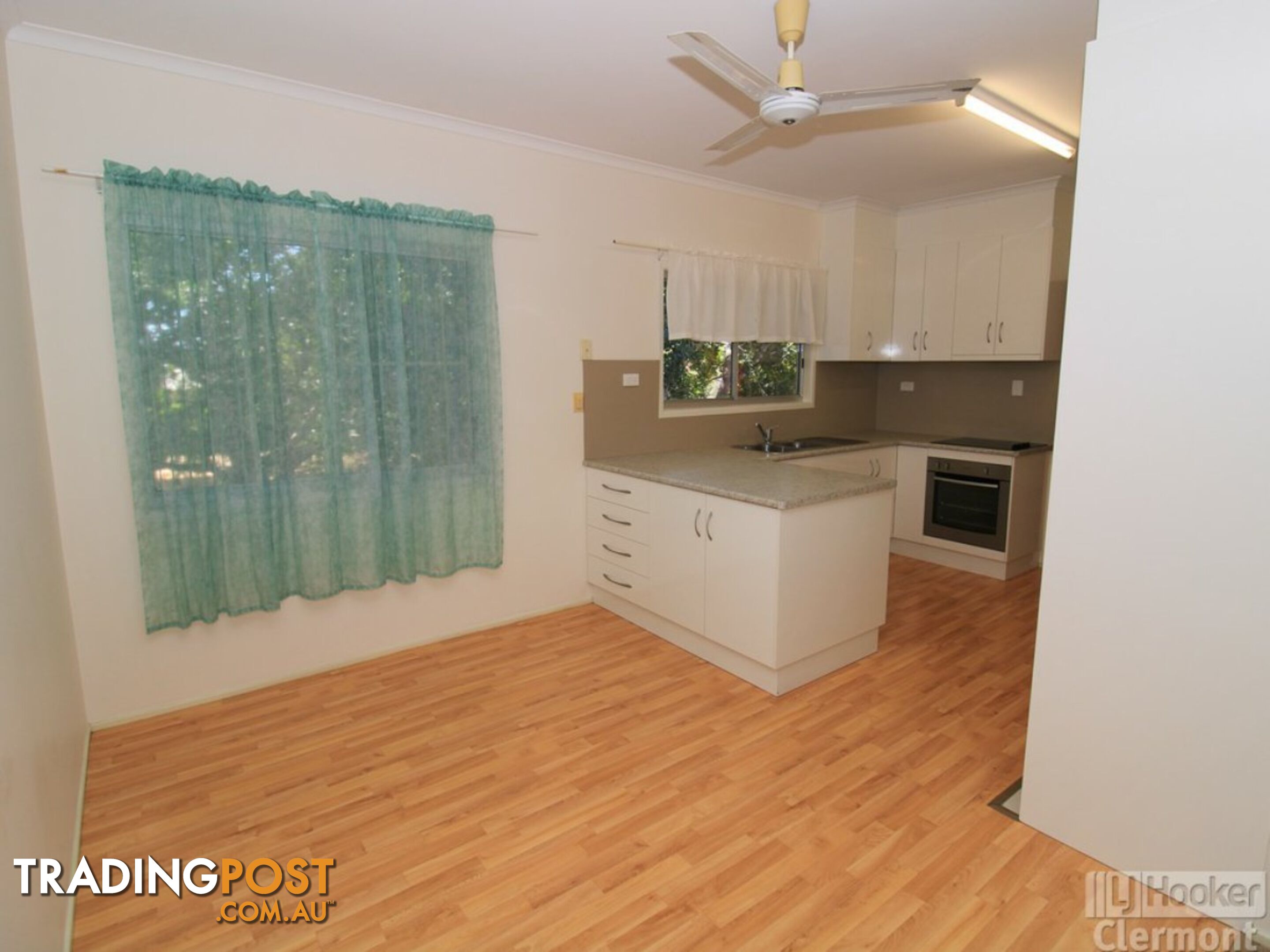 22 Collins Street CLERMONT QLD 4721