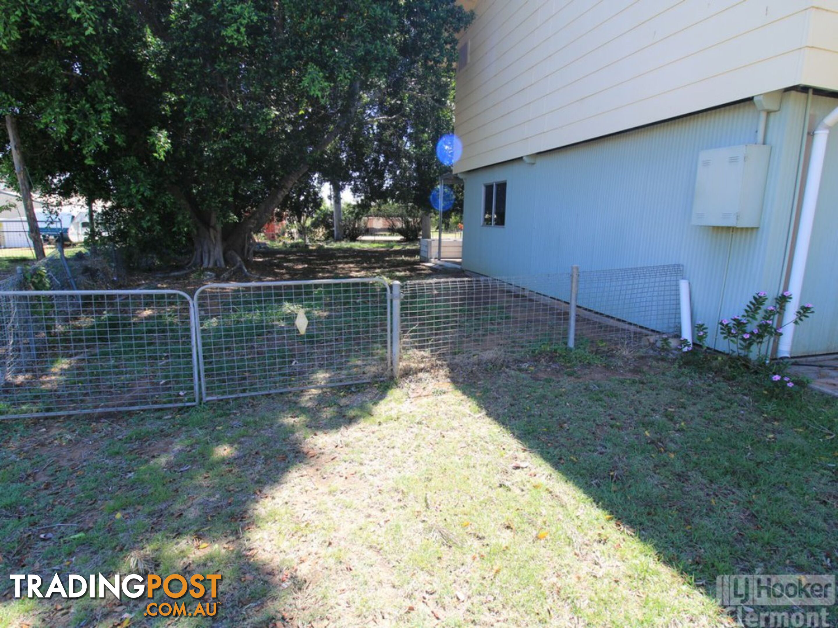 22 Collins Street CLERMONT QLD 4721