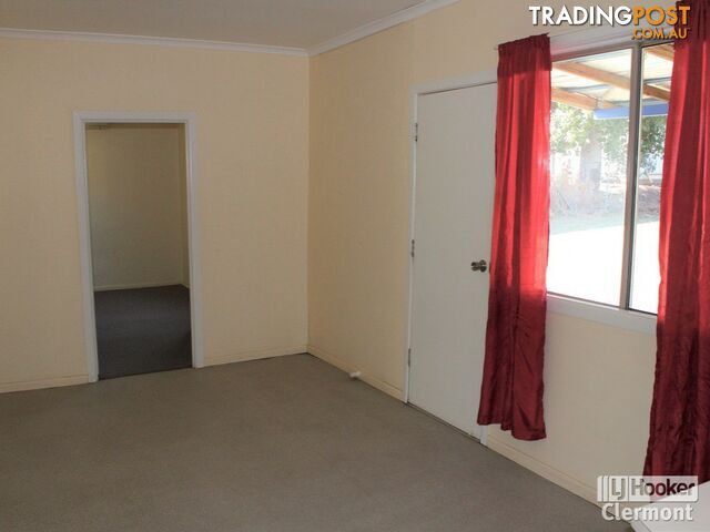 63 Box Street CLERMONT QLD 4721