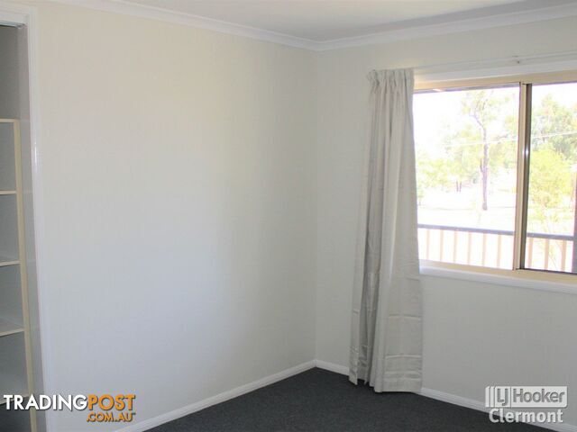 27 Blair Street CLERMONT QLD 4721