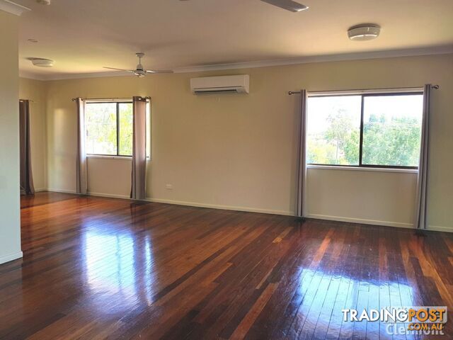 69 Francis Street CLERMONT QLD 4721