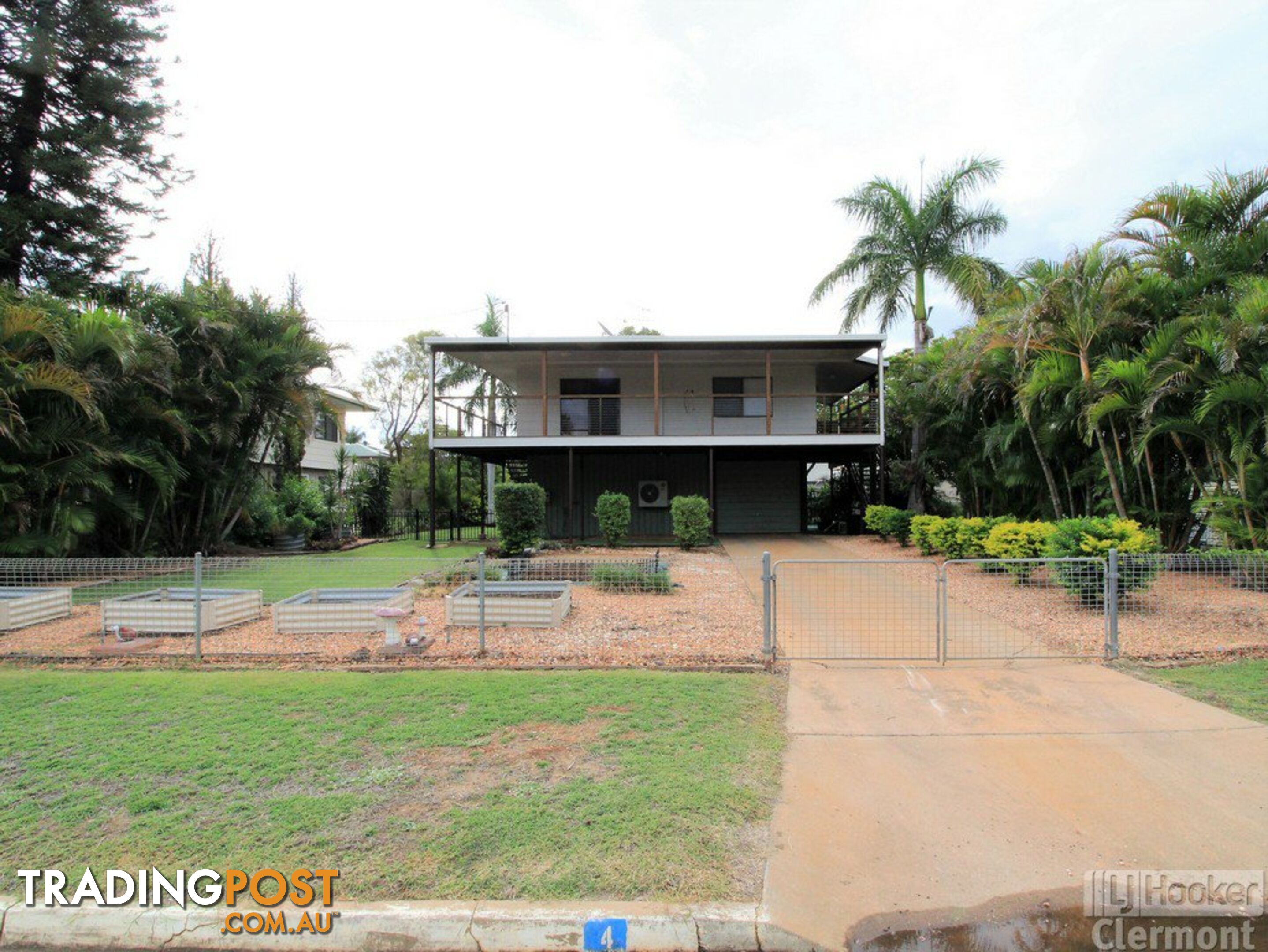 4 East Street CLERMONT QLD 4721