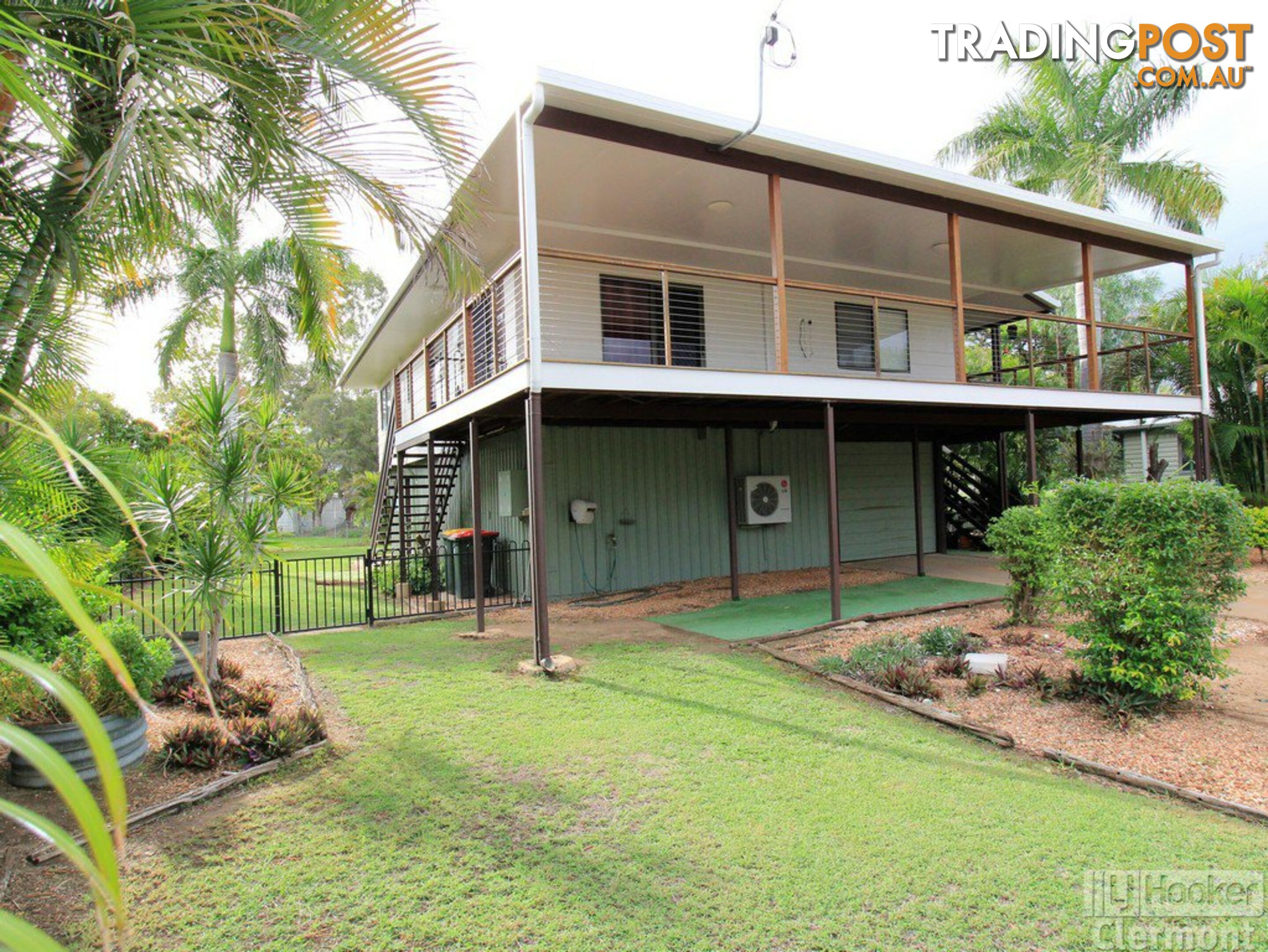 4 East Street CLERMONT QLD 4721