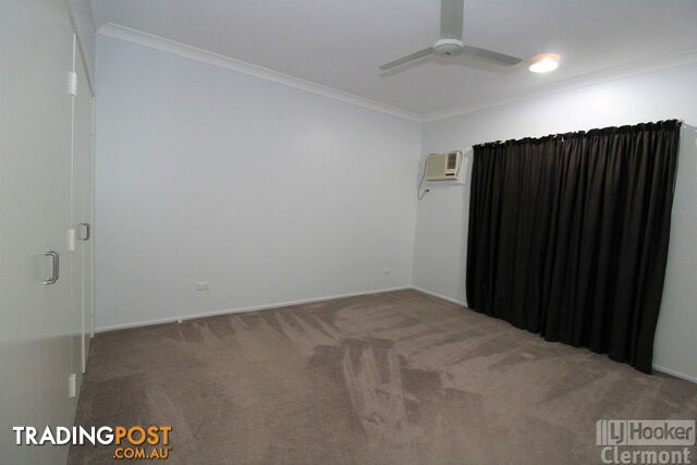 4 East Street CLERMONT QLD 4721