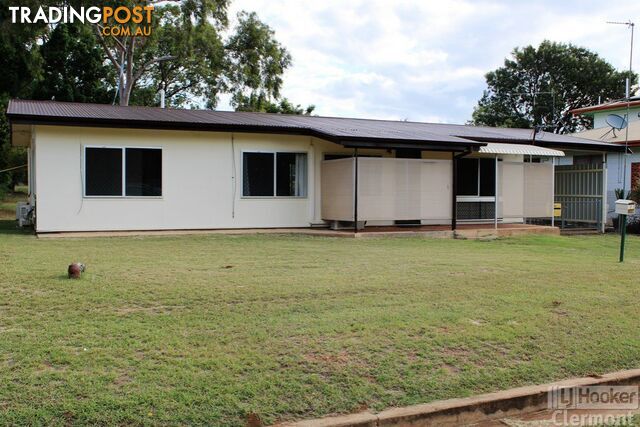 5 French Court CLERMONT QLD 4721