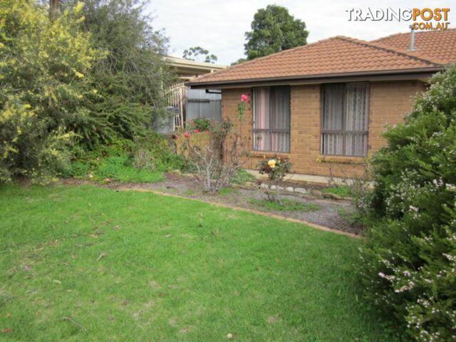 36 Queens Way WOODCROFT SA 5162