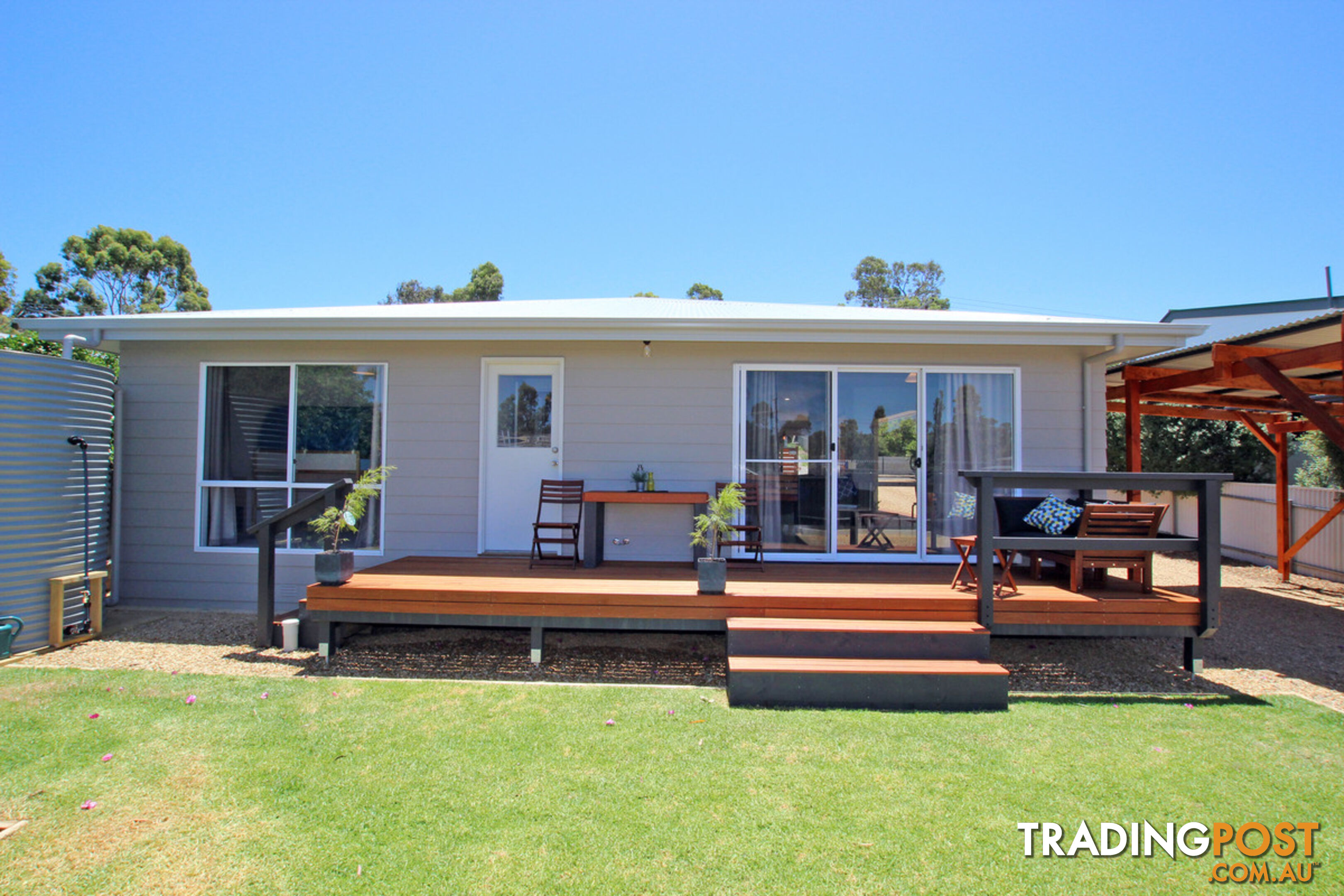 8 Thomas Street YANKALILLA SA 5203