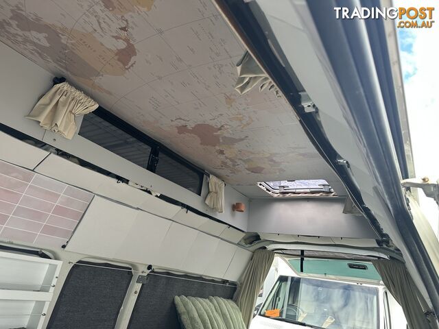 2012 TOYOTA HIACE COMMUTER CAMPERVAN - photo 5 of 16