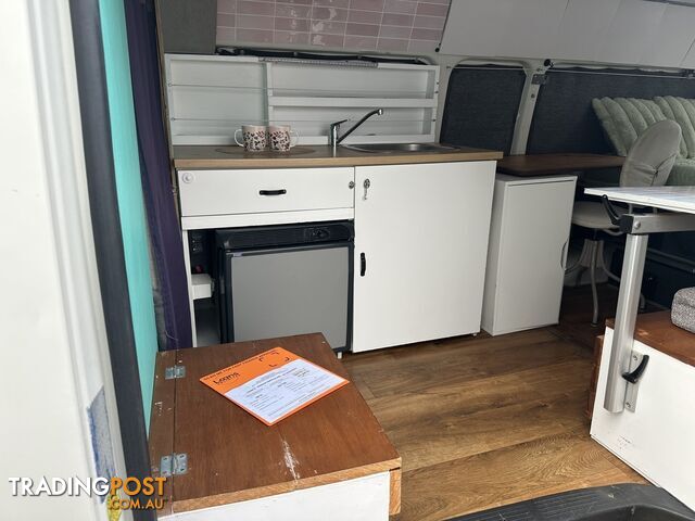 2012 TOYOTA HIACE COMMUTER CAMPERVAN - photo 4 of 16