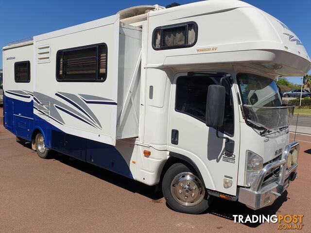 2011 WINNEBAGO ISUZU LONGREACH MOTOR HOME