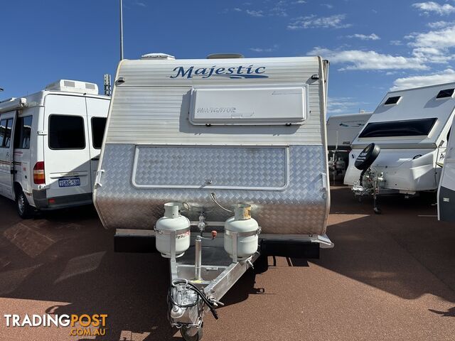 2005 MAJESTIC NAVIGATOR CARAVAN - photo 2 of 24