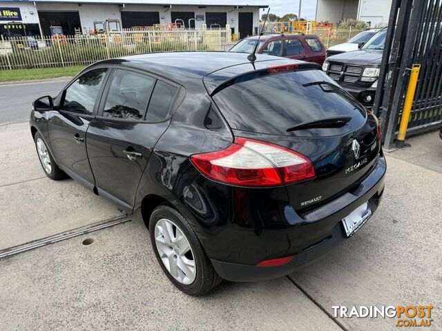 2013 Renault Megane Expression B95 Hatchback - photo 5 of 16