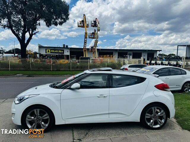 2012 Hyundai Veloster + FS MY13 Coupe