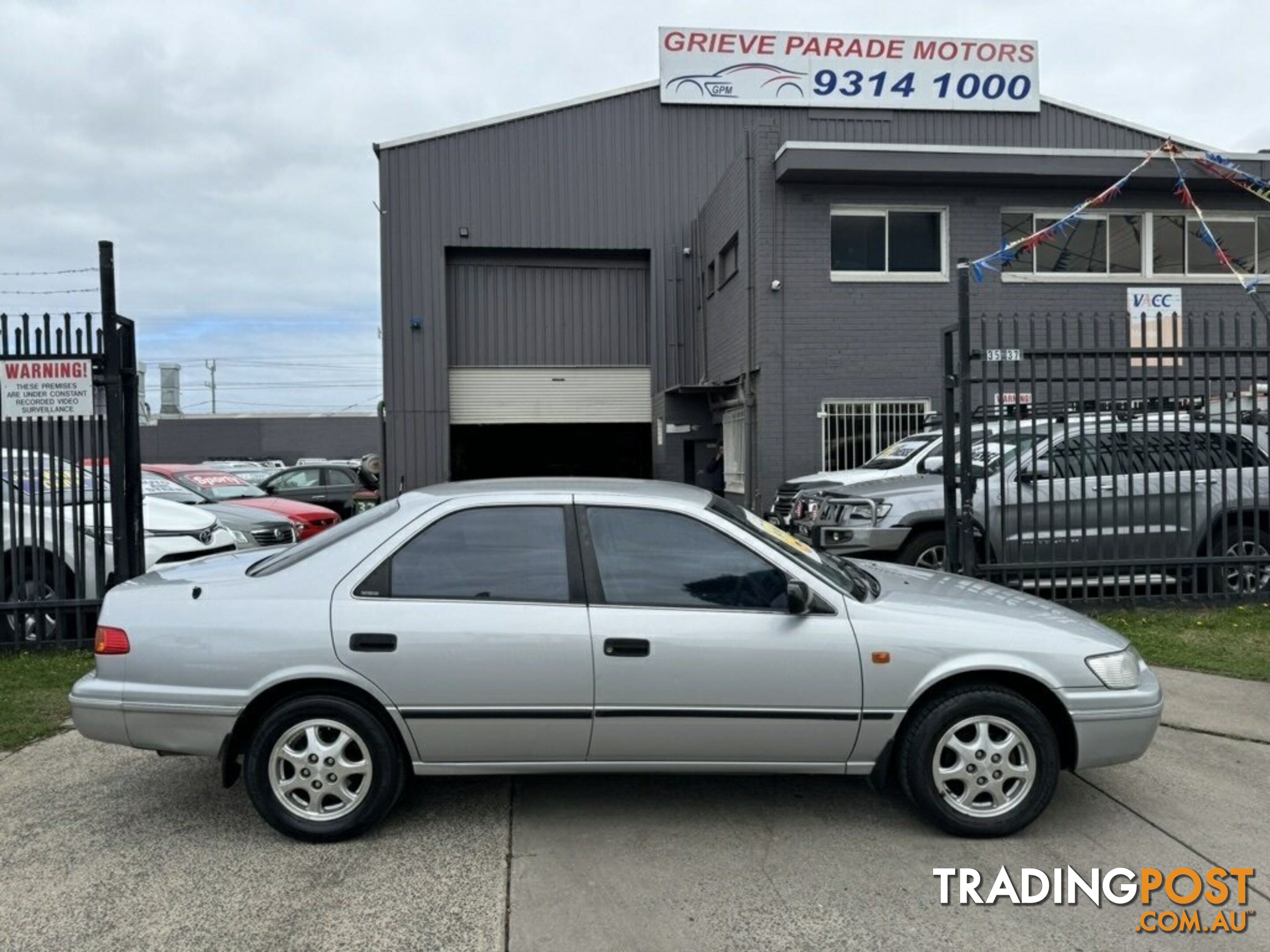 2002 Toyota Camry Advantage SXV20R Sedan