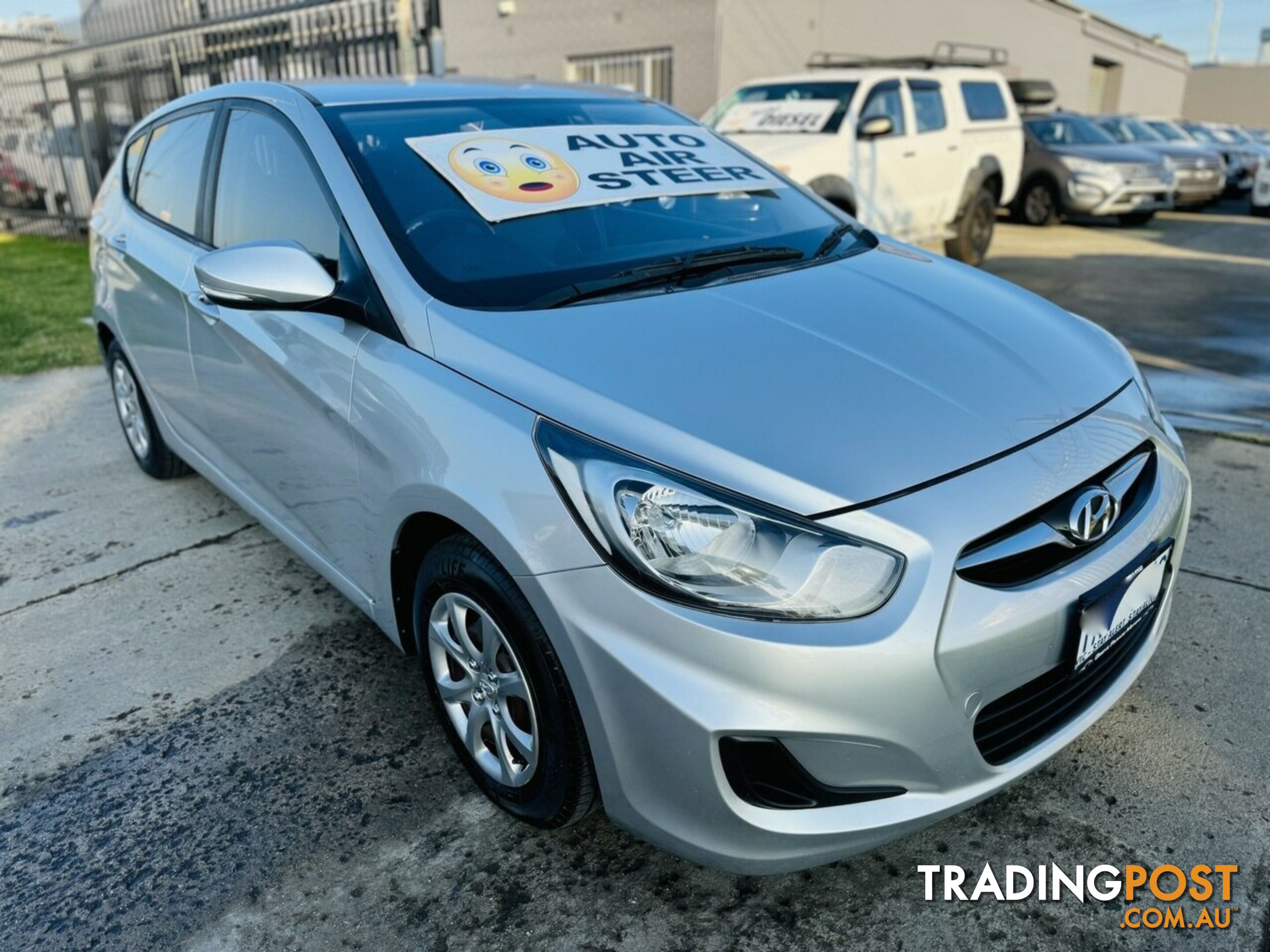 2013 Hyundai Accent Active RB Hatchback