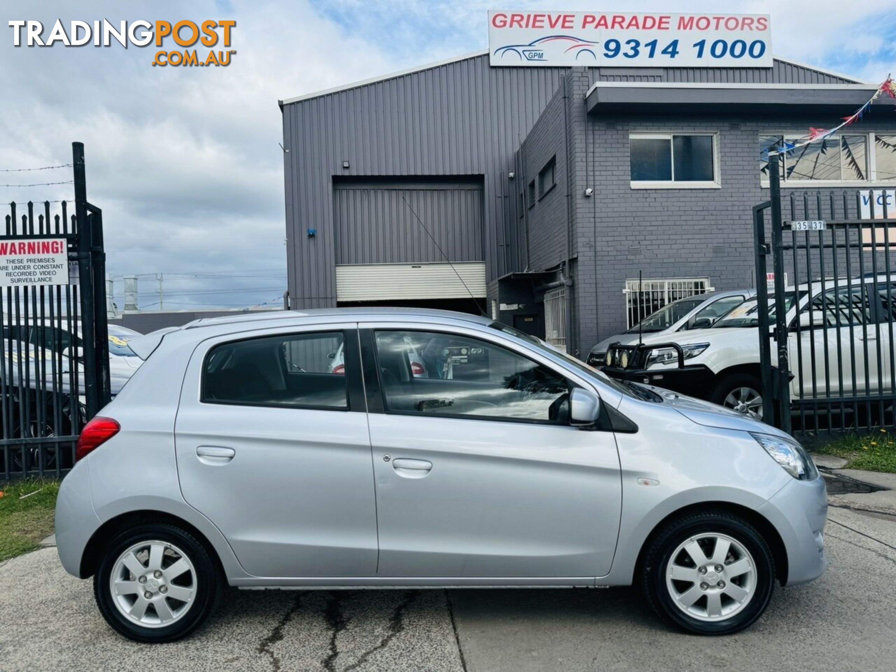 2013 Mitsubishi Mirage ES LA Hatchback