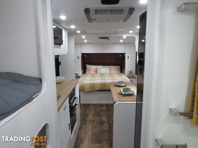 MASTERPIECE 22'6 PERFORMANCE DUAL BUNK MP24005