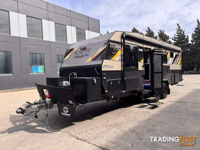 MASTERPIECE TITAN 22â8 FAMILY 3 BUNKS L-SHAPE LOUNGE