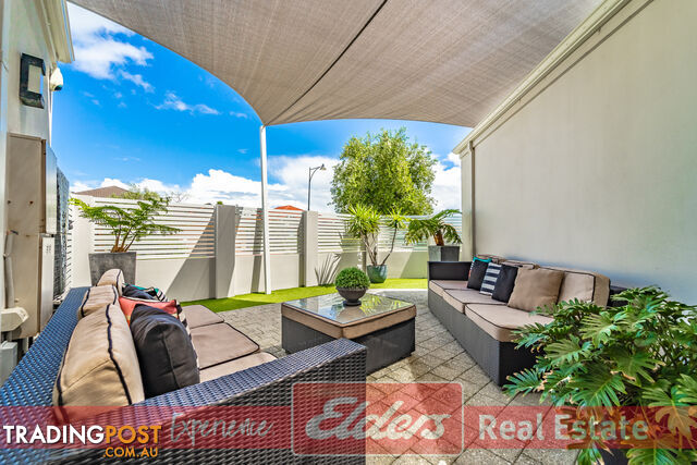 11 Oceanrunner Boulevard SHOALWATER WA 6169