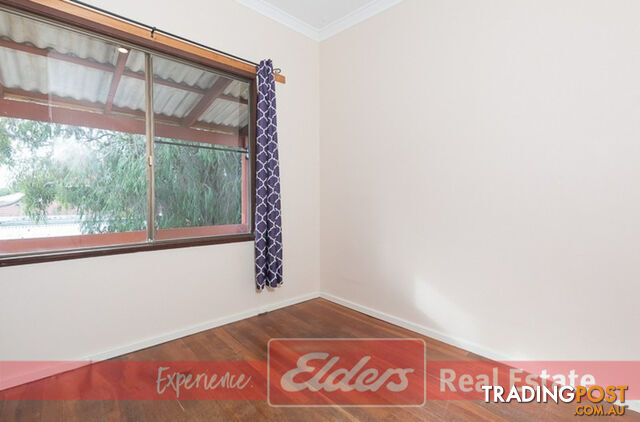 8 Pollard Way WARNBRO WA 6169