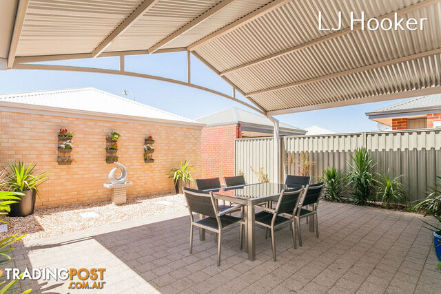 18 Wolfson Way PIARA WATERS WA 6112