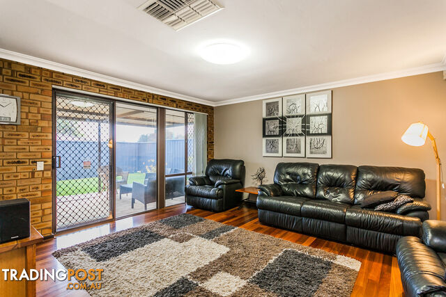 65 Kingsbridge Road WARNBRO WA 6169