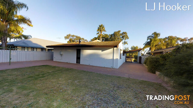 40 Axminster Street WARNBRO WA 6169