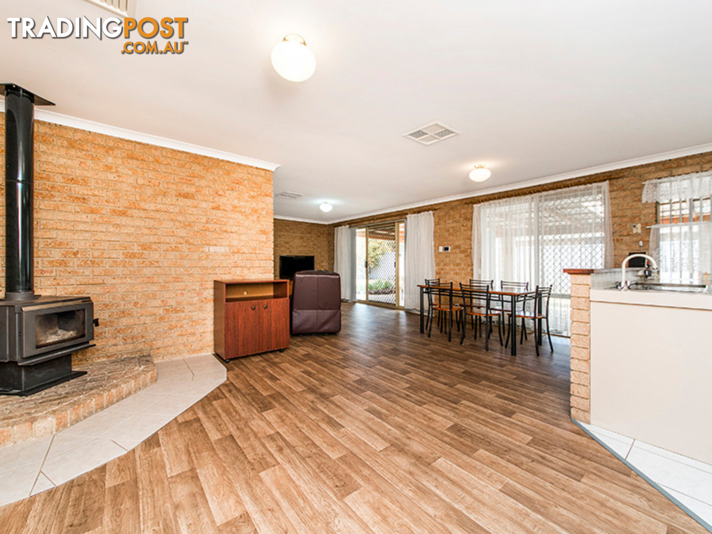 13 Woodbridge Drive COOLOONGUP WA 6168