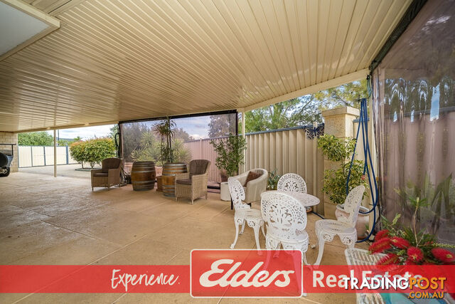 16 Liechardt Loop ROCKINGHAM WA 6168