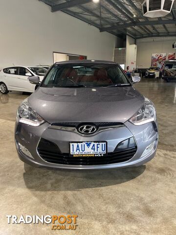 2013 Hyundai Veloster Street FS3 Hatchback - photo 3 of 37