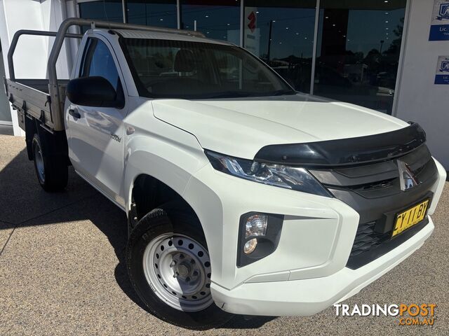2020 MITSUBISHI TRITON MR CAB CHASSIS