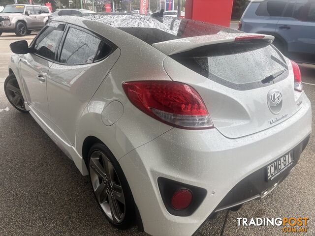 2012 HYUNDAI VELOSTER FS COUPE - photo 4 of 9