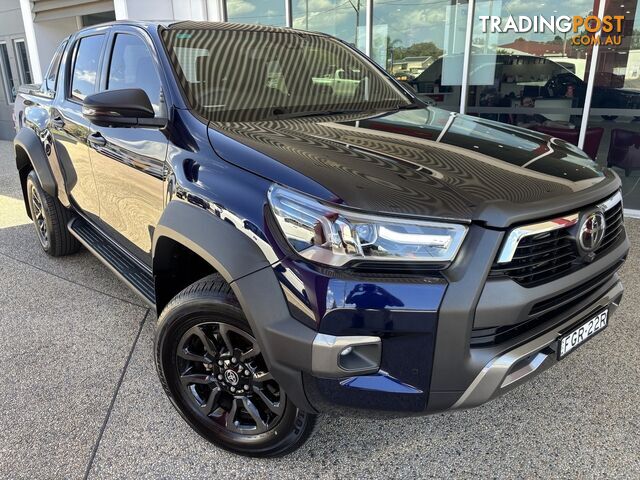 2023 TOYOTA HILUX DUAL CAB
