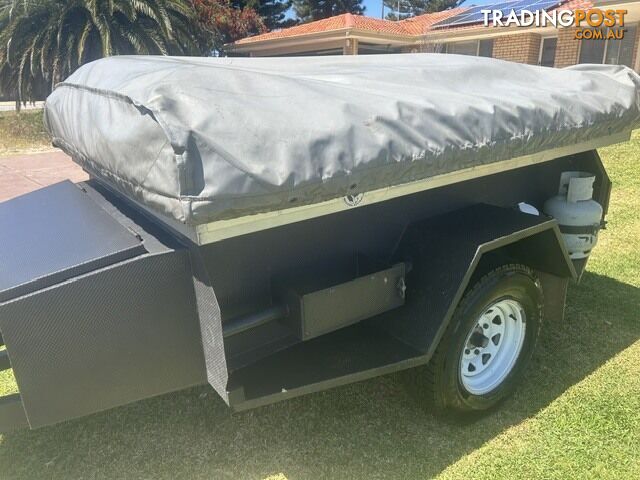 2011 Cavalier Camper Off-Road