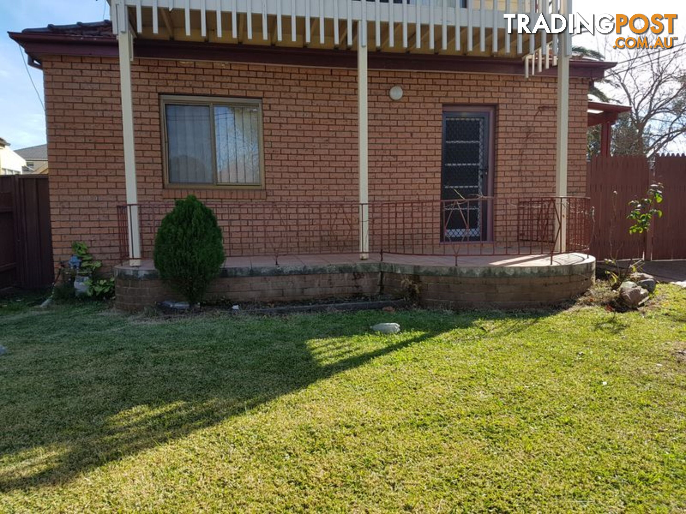 2A Francis Street FAIRFIELD NSW 2165