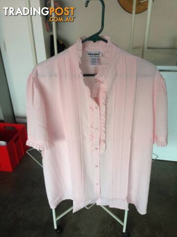 Health & Pride Online Clothing Brand New - Qty 5 - photo 5 of 10